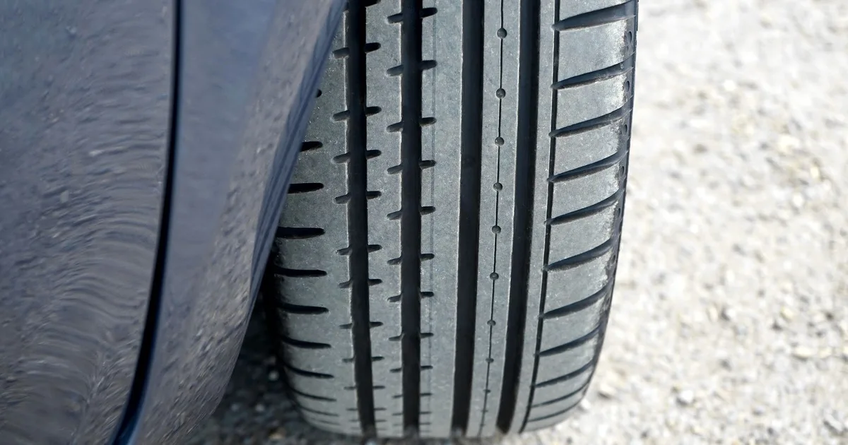 UK Tyre Tread Depth Law: Legal Minimum, MOT Rules and Fines